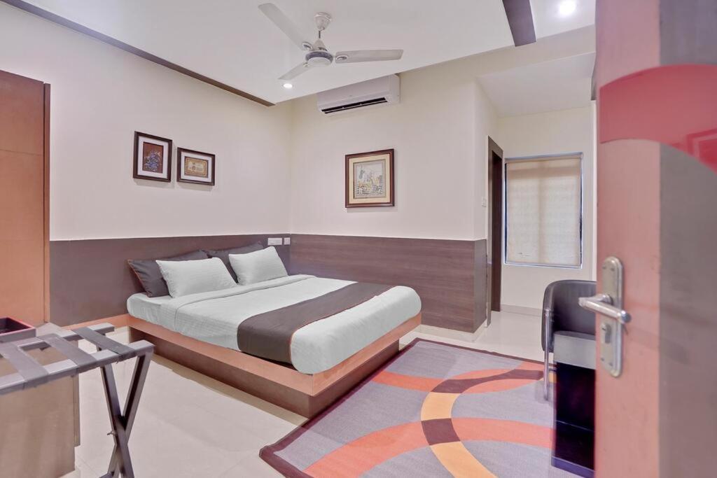 Hotel Miland Palace Bhubaneswar Zewnętrze zdjęcie