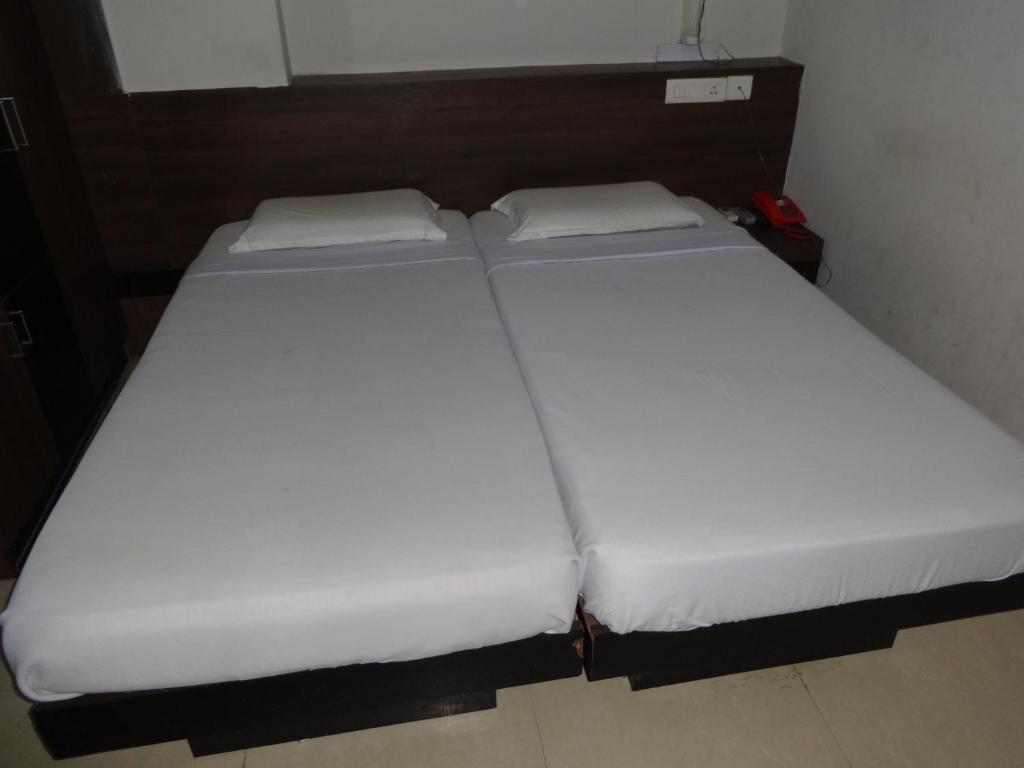 Hotel Miland Palace Bhubaneswar Pokój zdjęcie