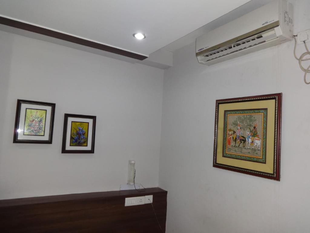 Hotel Miland Palace Bhubaneswar Zewnętrze zdjęcie