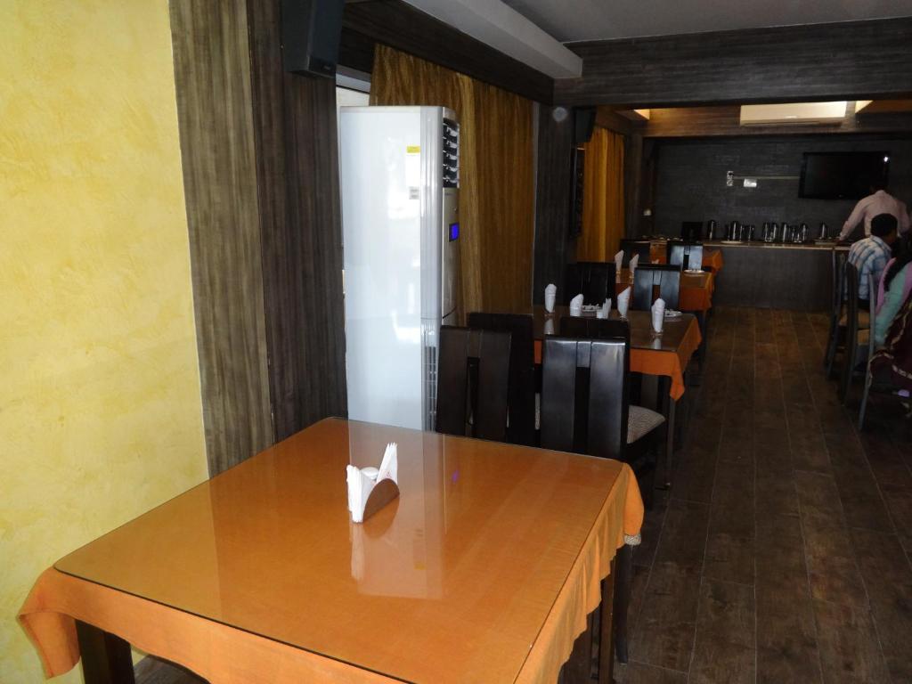 Hotel Miland Palace Bhubaneswar Zewnętrze zdjęcie